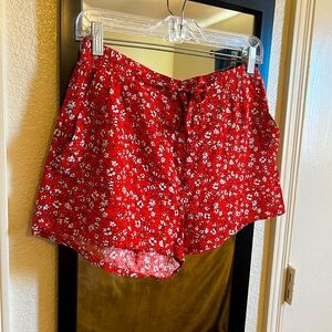 Flowy flora shorts